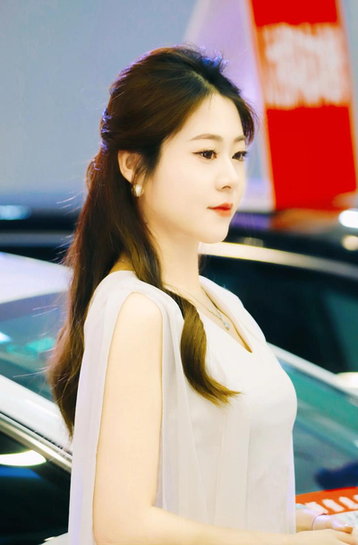 在房间里尽情玩耍游戏应用界面展示